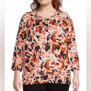 WESTBOUND Fluid Leopard Print 3/4 Sleeve Soft Touch Jewel Neck Pullover (LP)
